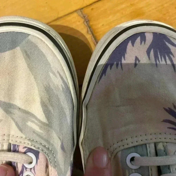 Floral vans - Picture 6 of 6